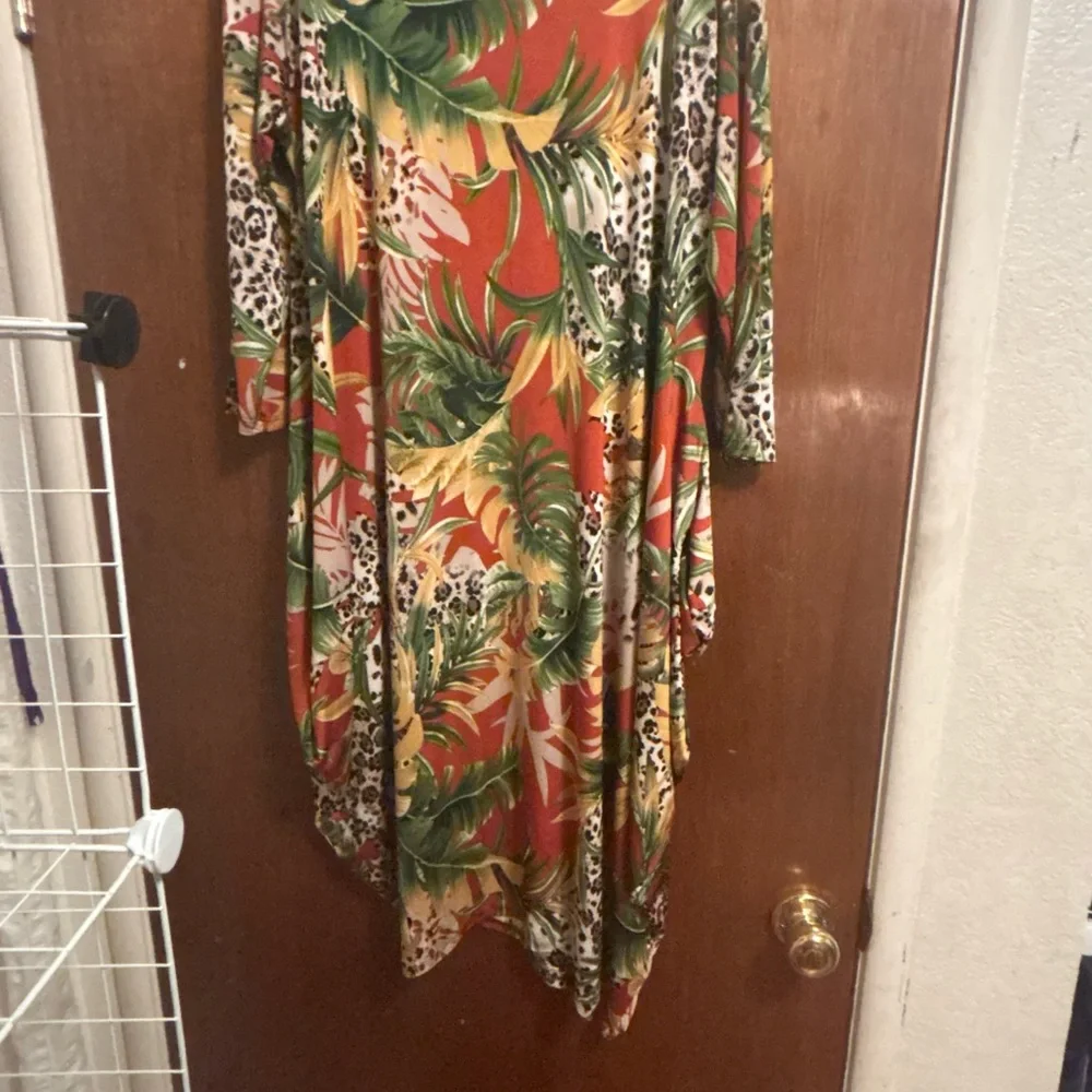 Tropical Print Maxi Dress - Picture 10 of 16
